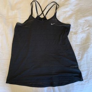 Nike light weight workout top